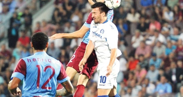 Fırtına sessiz koptu