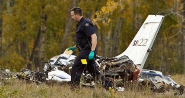 ABD'de uçak düştü: 3 ölü