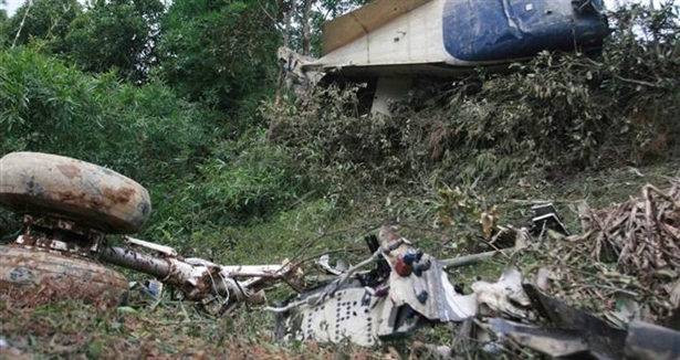 BAE'de askeri eğitim uçağı düştü: 2 ölü