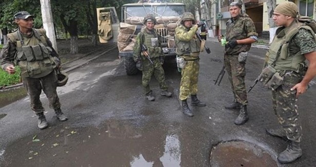 Ukrayna'da çatışmalarda 2 bin 220 kişi öldürüldü