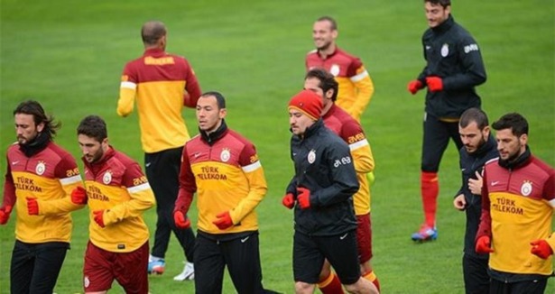 Galatasaray İngiltere yolcusu