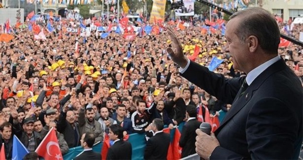 AK Parti Diyarbakır mitinginde bir ilk!