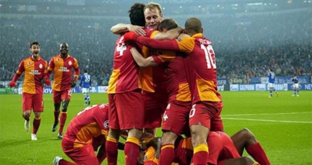 Galatasaray avantaj peşinde