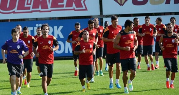 Galatasaray İngiltere yolcusu