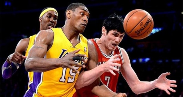 NBA'de 8 maç oynandı