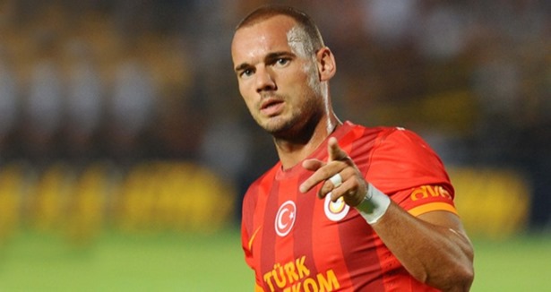 Wesley Sneijder sözleşmesini uzatacak mı?