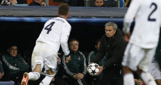 Mourinho: Artık onunla bağım kalmadı