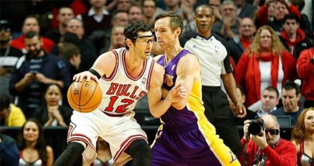 NBA'de 12 maç oynandı 