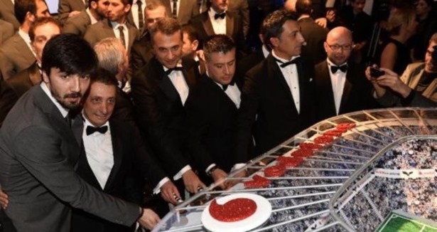 Vodafone Arena görücüye çıktı