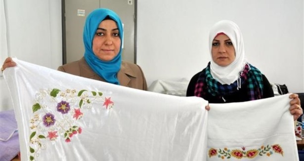 Mülteci kadınlar meslek sahibi edindiriliyor