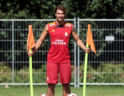 2011'de bir kupa kaldırmak istiyoruz