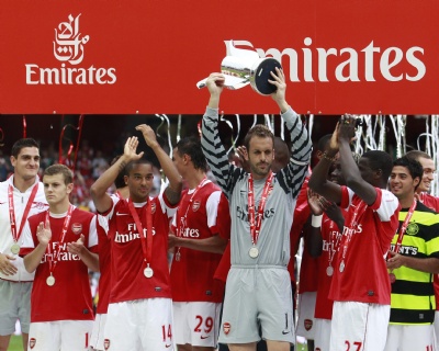 Emirates'e Arsenal damgası 