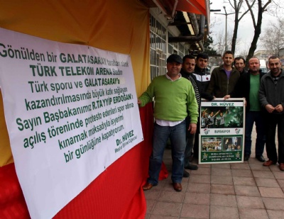 Erdoğan'a yapılan protesto için 'kepenk indirme' e