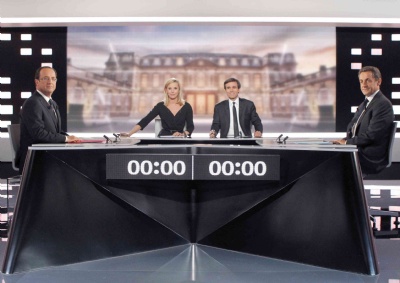 Sarkozy ve Hollande televizyonda fena kapıştı
