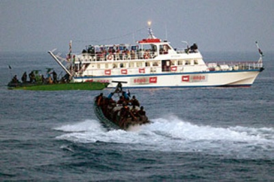 Iran to send aid ships to Gaza 