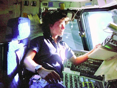 ABD'nin ilk kadın astronotu öldü
