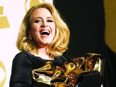 Adele'e   6 Grammy 