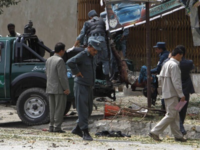 Taliban yine intihar etti