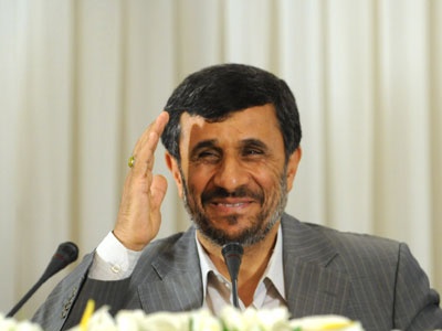 ABD'li annelerden Ahmedinejad'a çağrı