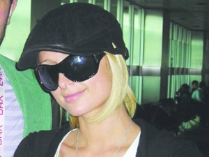 İstanbul'dan Paris Hilton geçti
