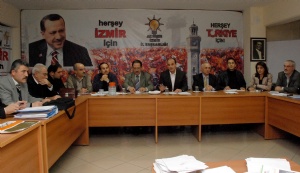 AK Parti'den seçim stratejisi toplantısı