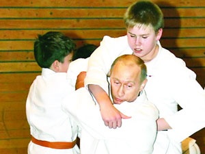 Putin'den DVD'li judo dersi