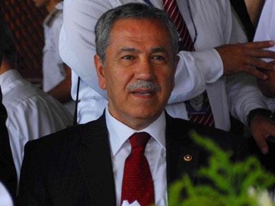 Arınç: Başınıza taş yağar