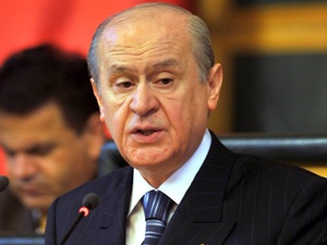 Bahçeli erken seçimde ısrarlı   