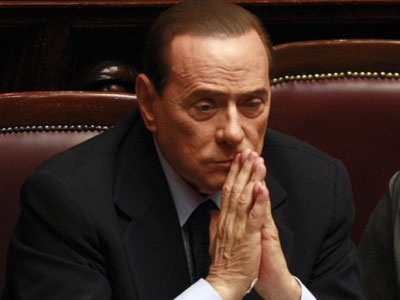 Berlusconi için 5 yıl hapis istendi