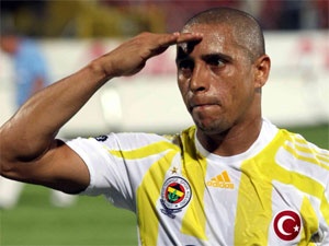 Carlos Kasım'da yolcu gibi