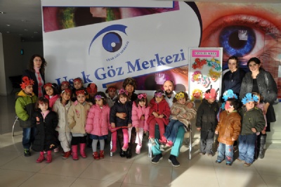 Cıvıltı Kreş'in minikleri Uşak Göz Merkezi'nde kon