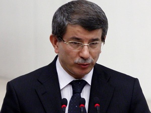 Davutoğlu'nun ilk yurtdışı ziyareti KKTC'ye 