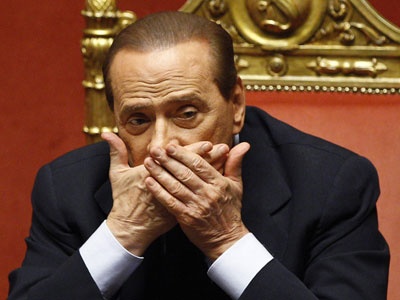 Berlusconi istifa iddialarını yalanladı