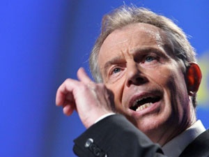 Hızını alamayan Blair servetine servet katıyor