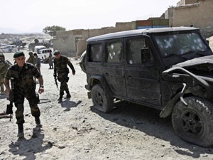 Türk konvoyuna Taliban saldırısı