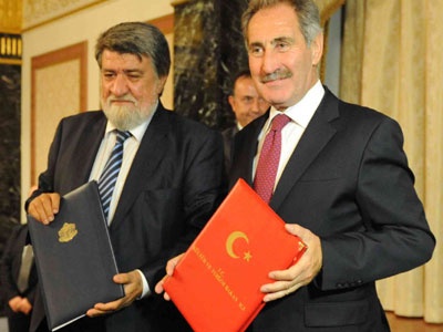 Türkiye-Bulgaristan iki anlaşma imzaladı 