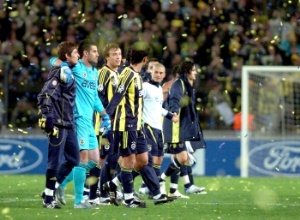 Fenerbahçe, Kadıköy'de tarih yazdı