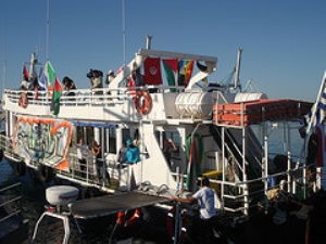 Gazze'ye yardım gemisi yeniden yola çıktı