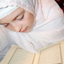 Kur'an kursları kadın aleyhtarı söylemi siler