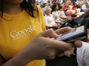 Google'dan cep telefonu atağı