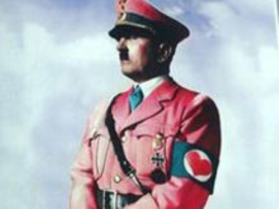 Pembe üniformalı Hitler tartışması