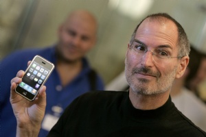 Steve Jobs amca sizi izliyor