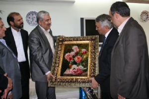 İran heyeti başkanı ziyaret etti