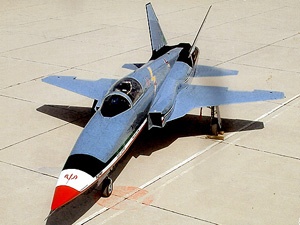 İran kendi F-5'ini yaptı