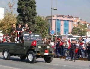 İstanbul'un kurtuluşu törenlerle kutlandı
