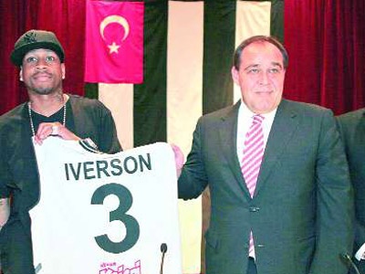 Iverson F.Bahçe maçında sahada