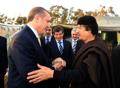 Erdoğan, Kaddafi ile görüştü