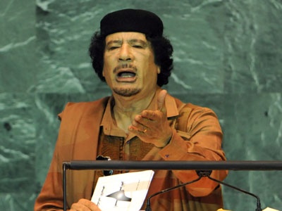 Kaddafi'den yandaşlarına savaş çağrısı