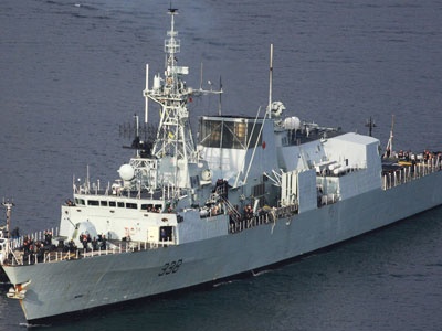 Kanada Libya'ya savaş gemisi gönderdi