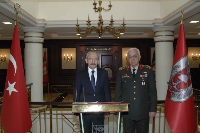 Kılıçdaroğlu, Koşaner'i ziyaret etti